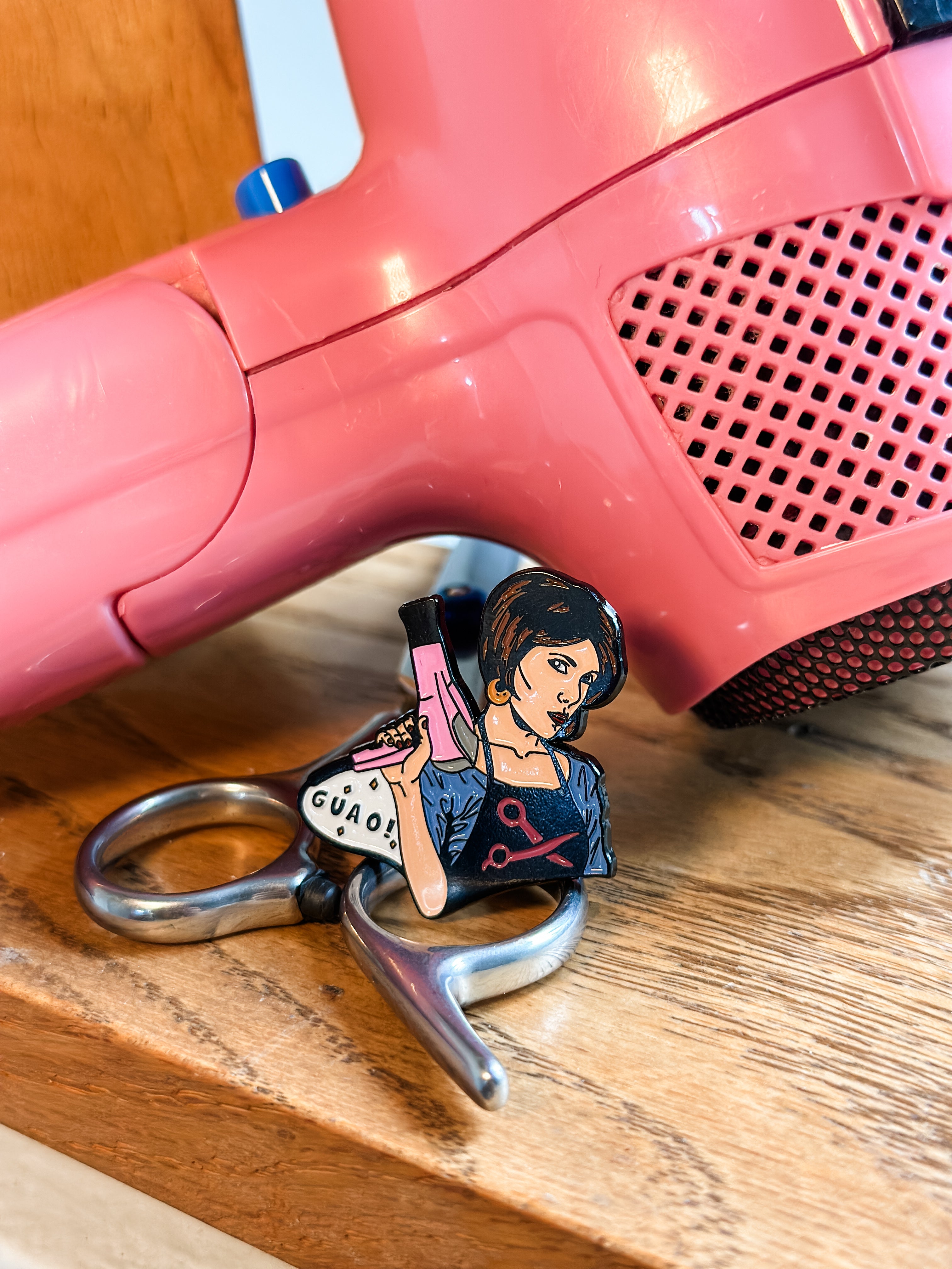 Maruchi “Guao!” Enamel Pin – Limited Edition