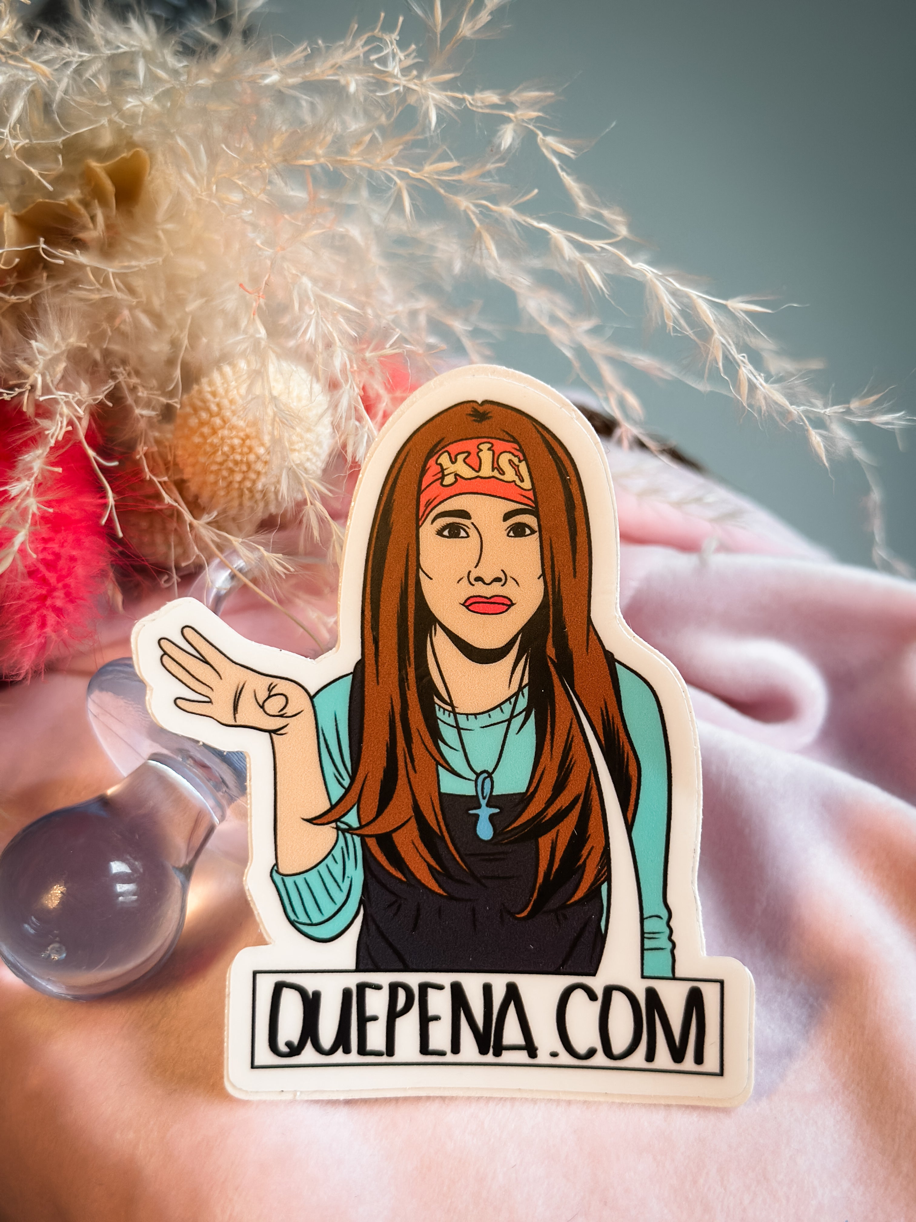 Laritza “QuePena.com” Vinyl Sticker – 3”